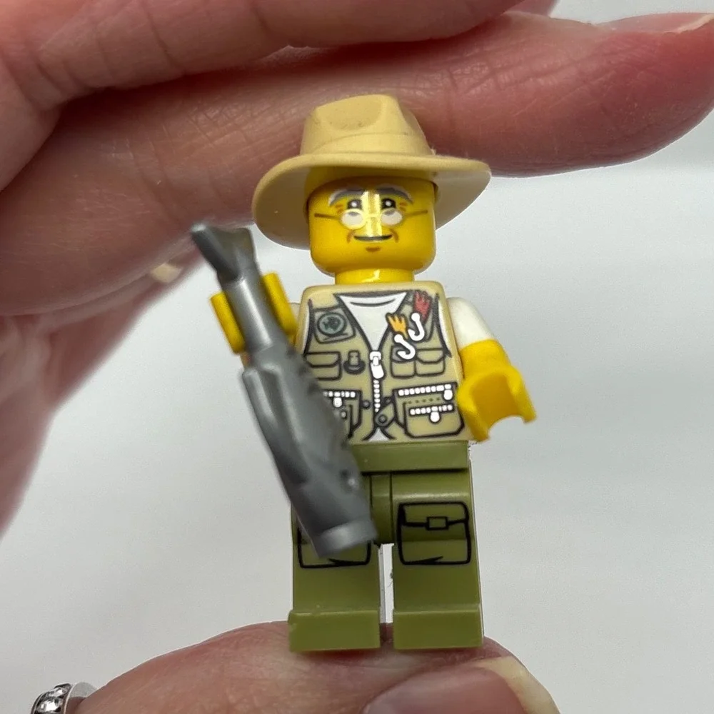 LEGO City Fisherman Minifigure Vest Safari Hat Fish Father's Day Dad Grandpa